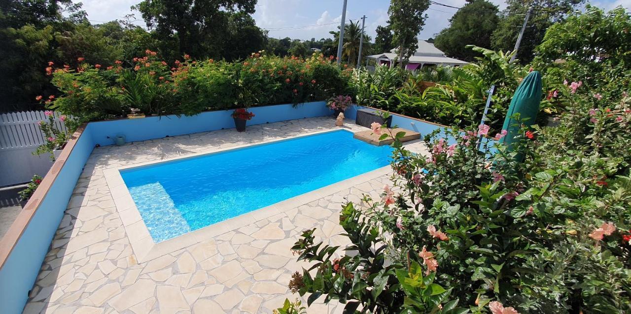 "Chez Claudia "Charmant Logement Avec Jacuzzi Privatif En Toute Intimite Sur Belle Terrasse Exterieure En Bois Et Piscine Courcelles Екстериор снимка