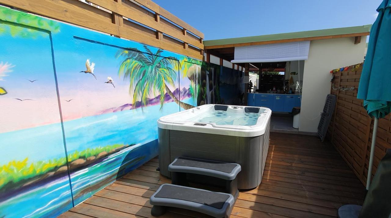 "Chez Claudia "Charmant Logement Avec Jacuzzi Privatif En Toute Intimite Sur Belle Terrasse Exterieure En Bois Et Piscine Courcelles Екстериор снимка