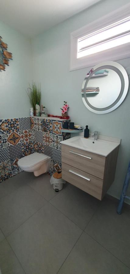 "Chez Claudia "Charmant Logement Avec Jacuzzi Privatif En Toute Intimite Sur Belle Terrasse Exterieure En Bois Et Piscine Courcelles Екстериор снимка