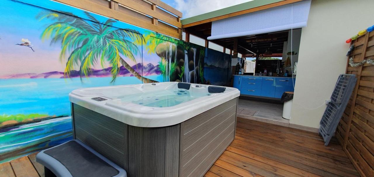 "Chez Claudia "Charmant Logement Avec Jacuzzi Privatif En Toute Intimite Sur Belle Terrasse Exterieure En Bois Et Piscine Courcelles Екстериор снимка